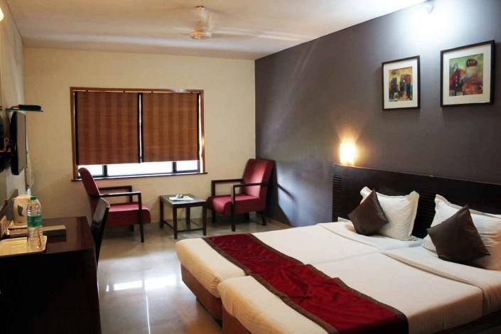 Maangta 213 @ Juhu Hotel Mumbai (Bombay)